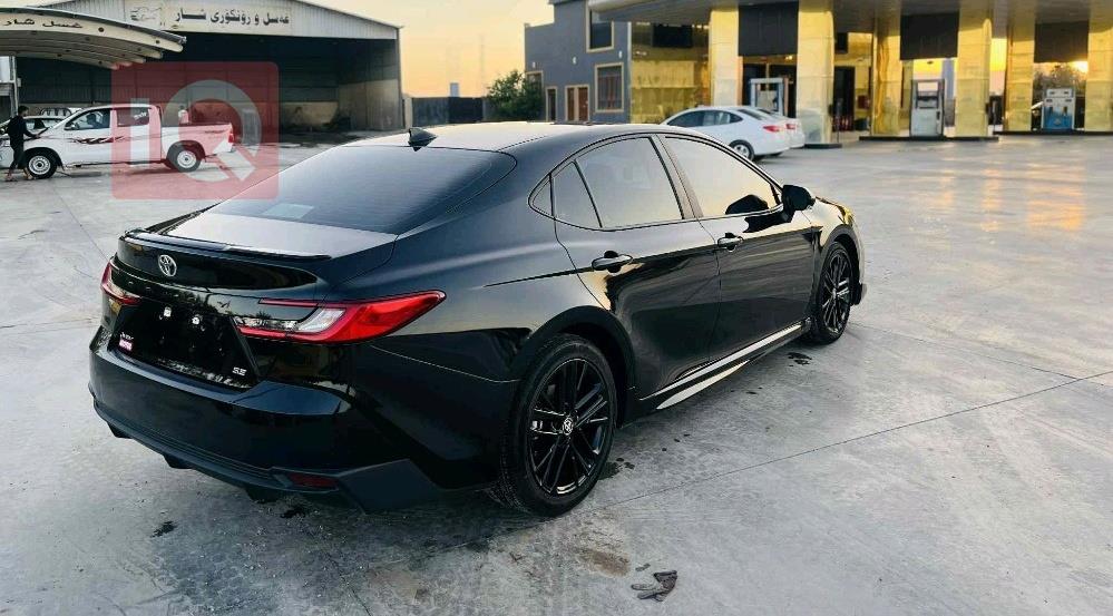 تۆیۆتا کامری